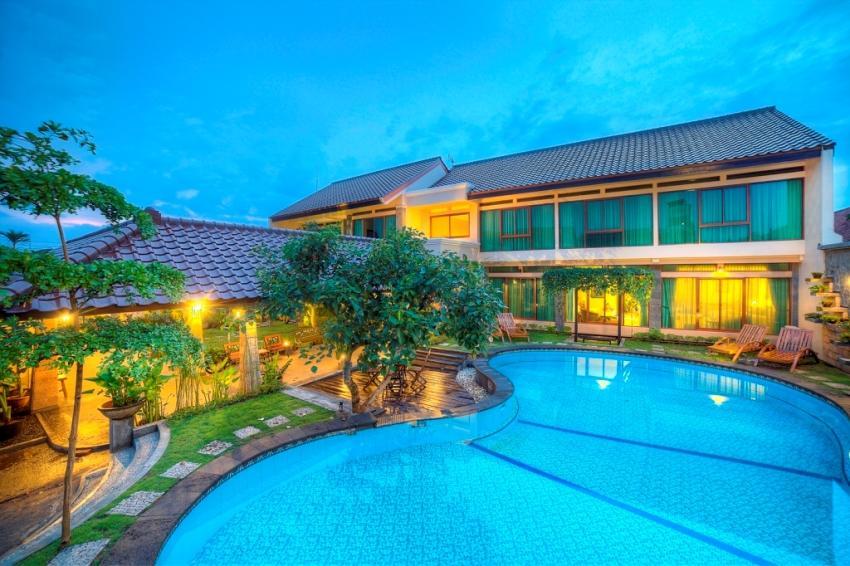 Maharani pensión Yogyakarta Exterior foto